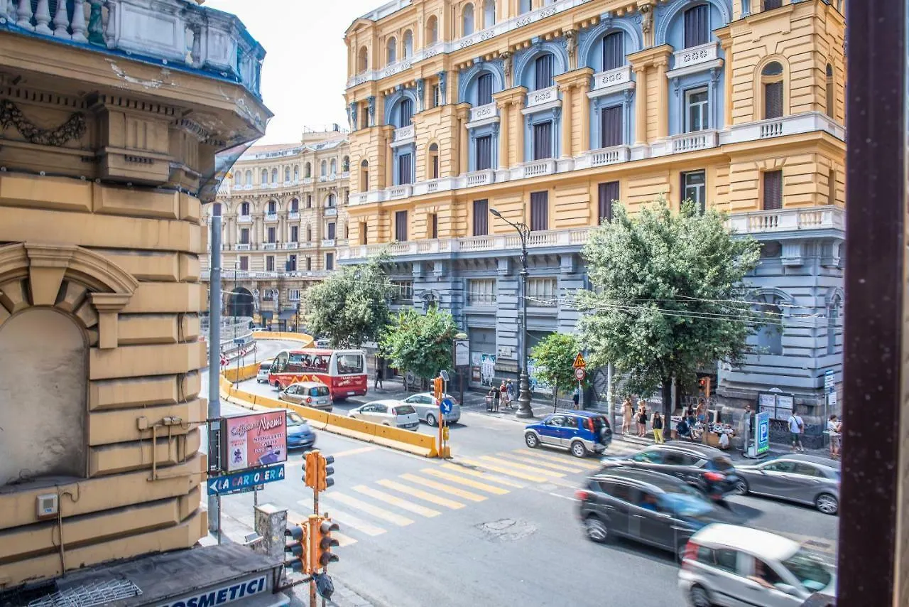Rettifilo 201 Exclusive Rooms Naples 0*,