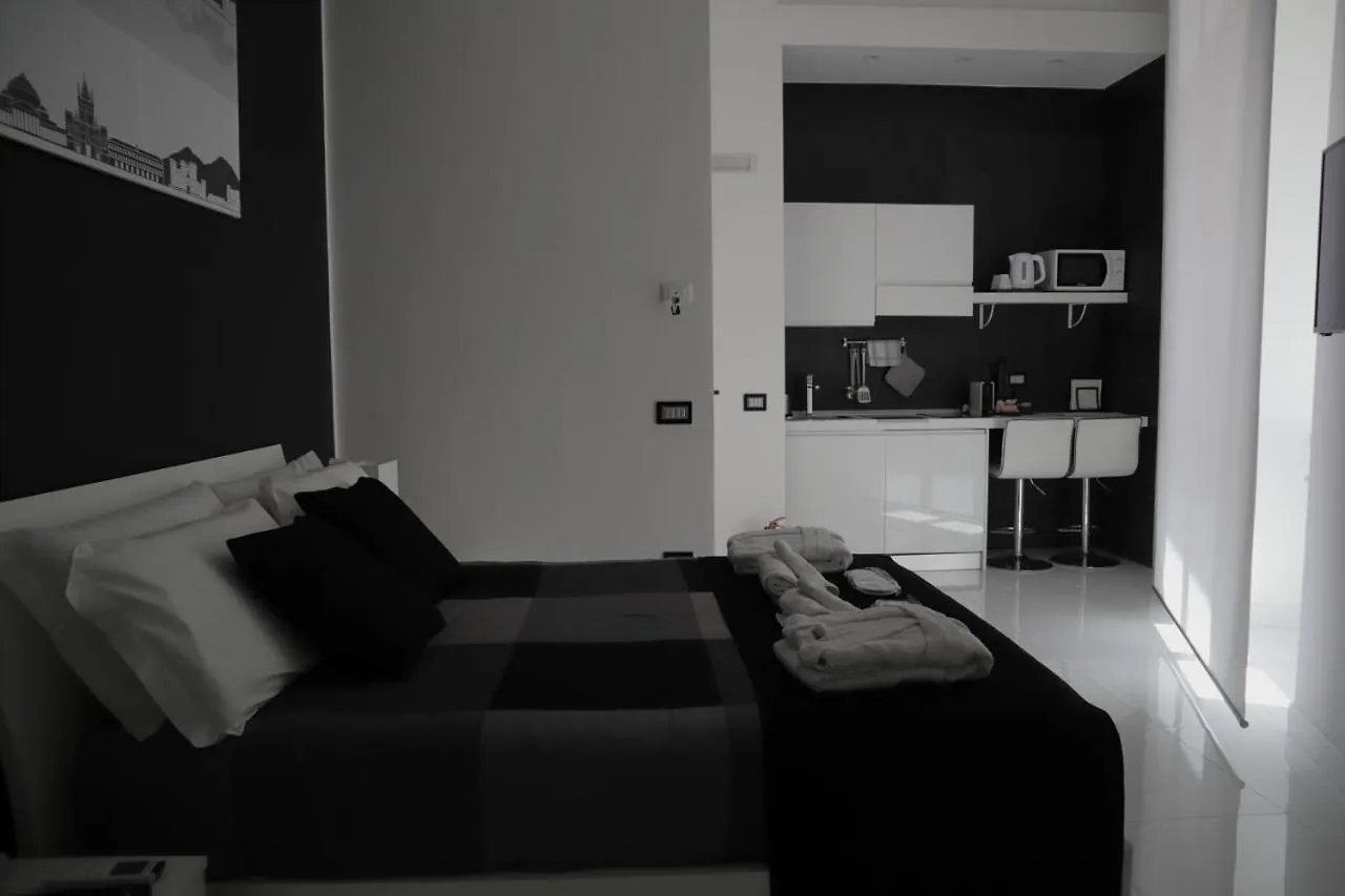 Rettifilo 201 Exclusive Rooms Naples Aparthotel