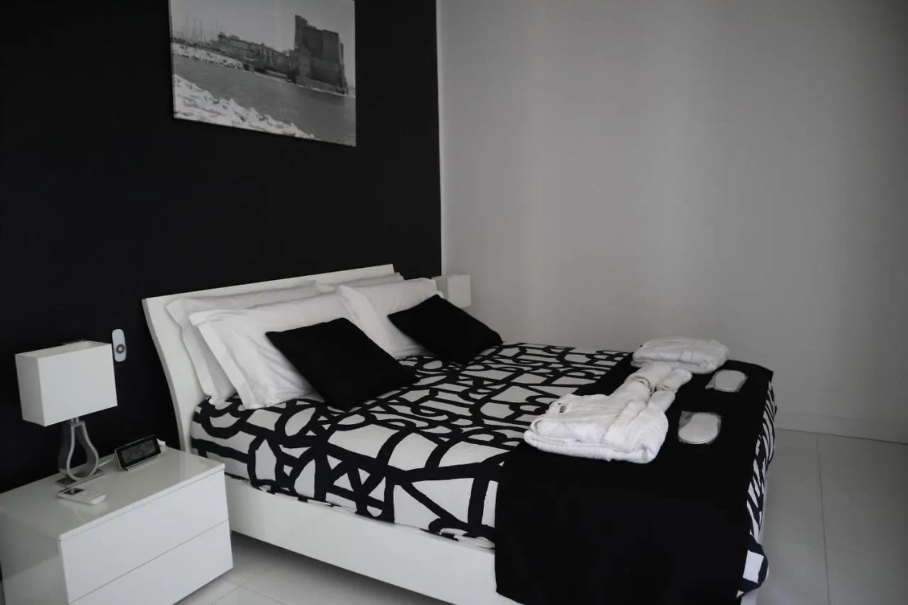 Aparthotel Rettifilo 201 Exclusive Rooms Naples Italy